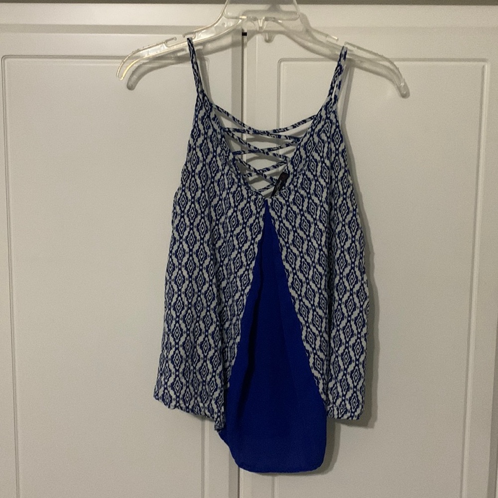 Sugar lips blue and white tank top